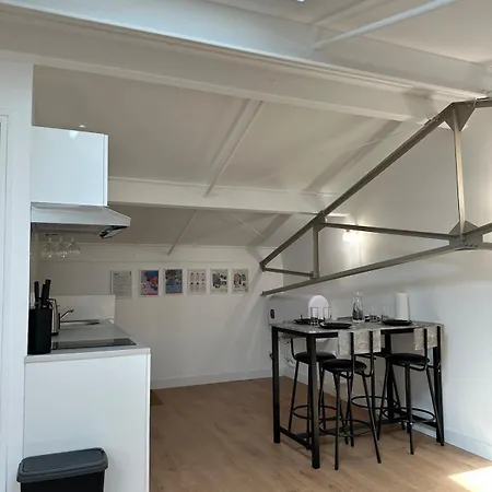 Apartment Pilote Non *